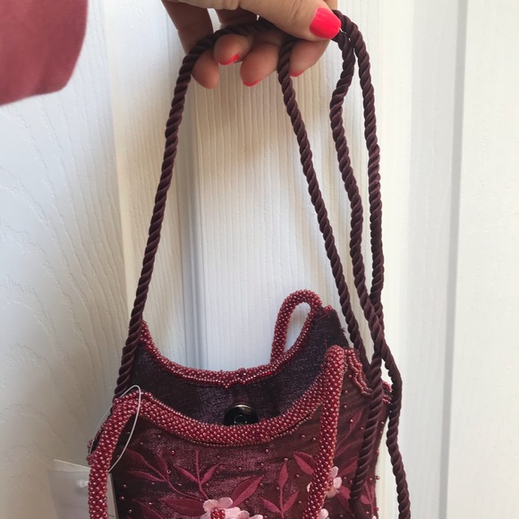 New Evening Bag - Picture 5 of 12